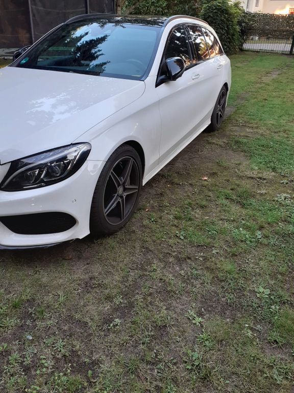 Bild des Angebotes Mercedes-Benz C 250 d 4MATIC T AMG Line 9G Tronic,Nightpaket
