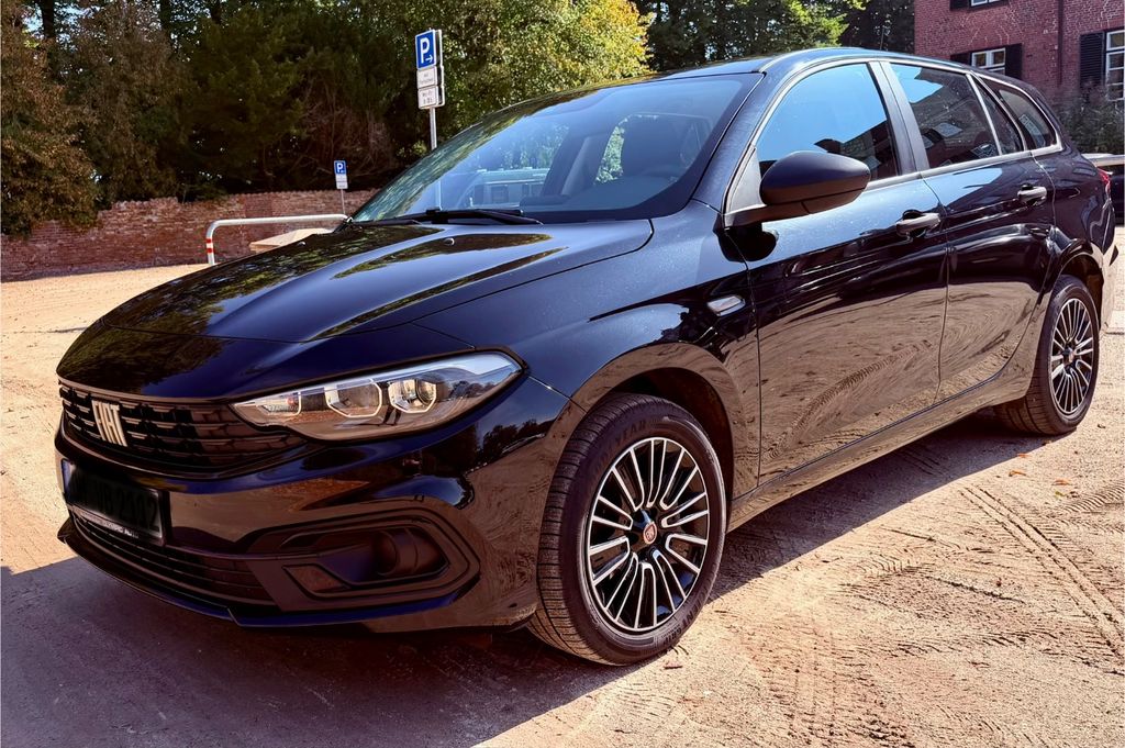 Bild des Angebotes Fiat Tipo 1.6 Multijet LIFE