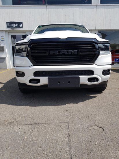Bild des Angebotes Dodge RAM 5,7ltr Crew Laramie Night Ram Box Split Tai