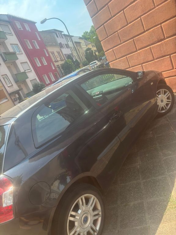 Bild des Angebotes Fiat Stilo 1.8 16V Dynamic Dynamic TÜV 05/27