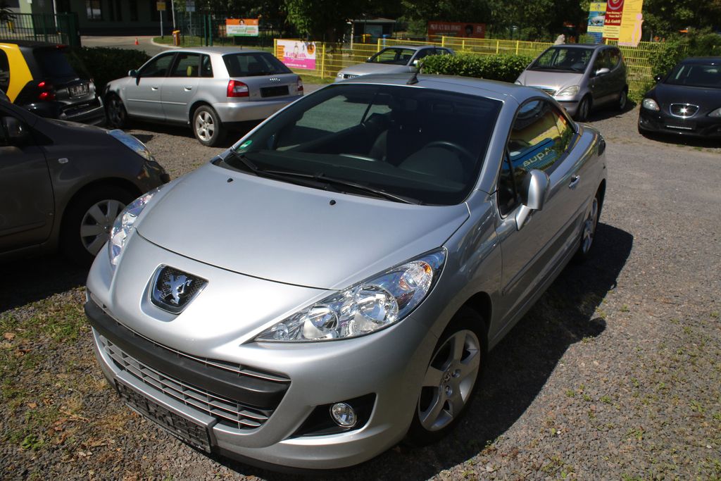 Bild des Angebotes Peugeot 207 CC 1,6l Cabrio-Coupe Premium Automatik Klima