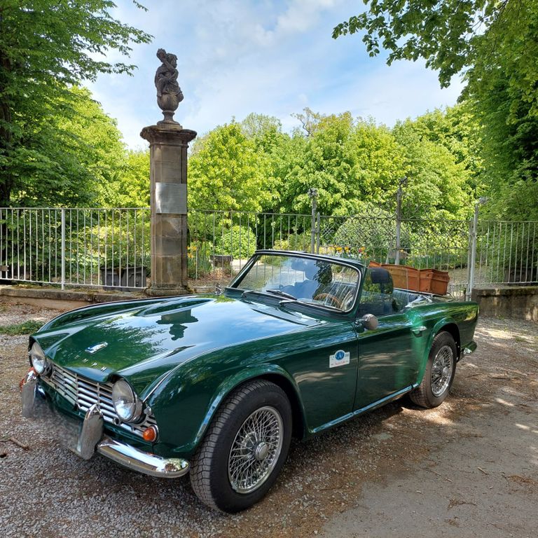 Triumph TR4