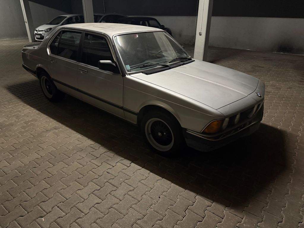 Bild des Angebotes BMW 745 Turbo Executive