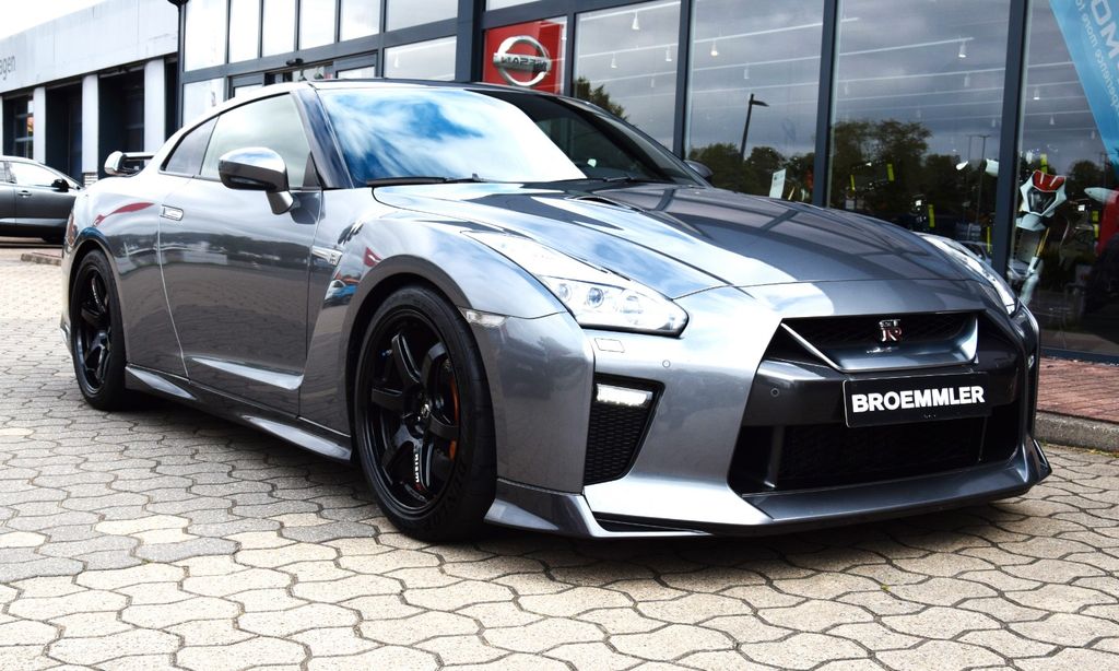 Nissan GT-R Track Edition Scheckheft