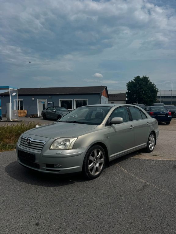 Toyota Avensis 2.0-l-VVT-i Executive