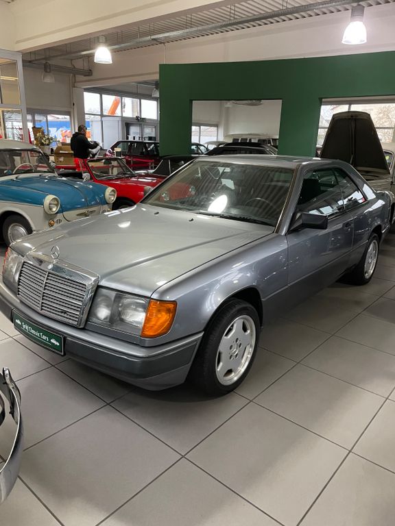 Bild des Angebotes Mercedes-Benz 300 CE