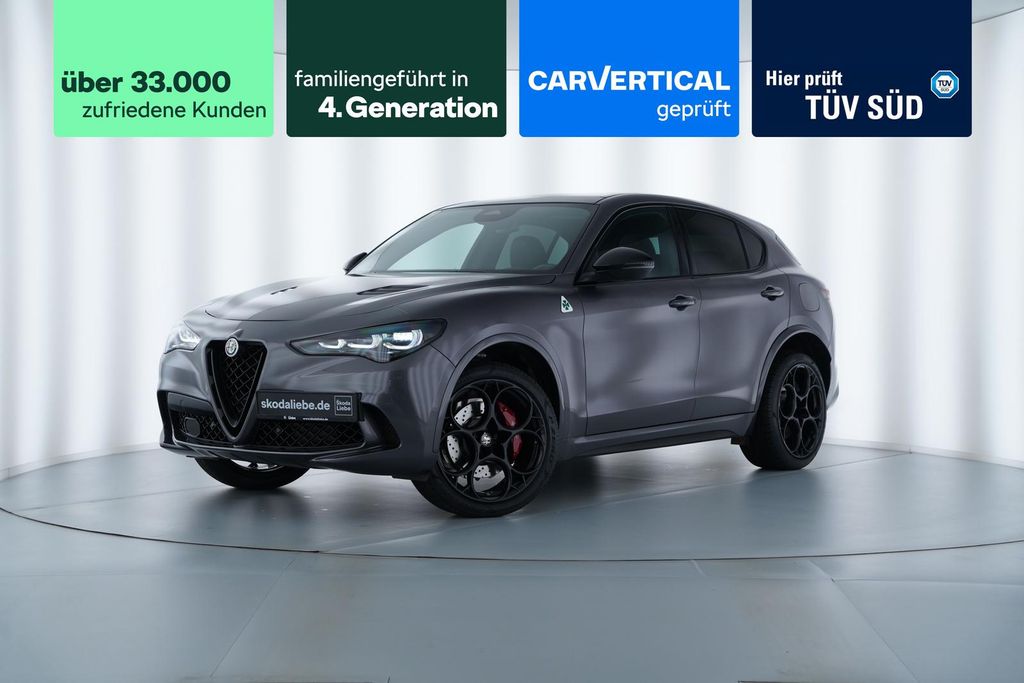 Bild des Angebotes Alfa Romeo STELVIO QUADRIFOGLIO Q4 AKRAPOVIC+21ZOLL+HARMAN