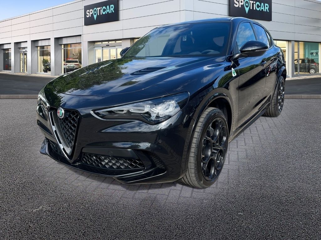 Alfa Romeo Stelvio Quadrifoglio Q4 *AKRAPOVIČ*
