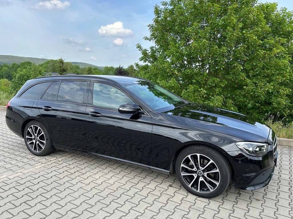 Bild des Angebotes Mercedes-Benz E 200 d T Autom. - AVANTGARDE