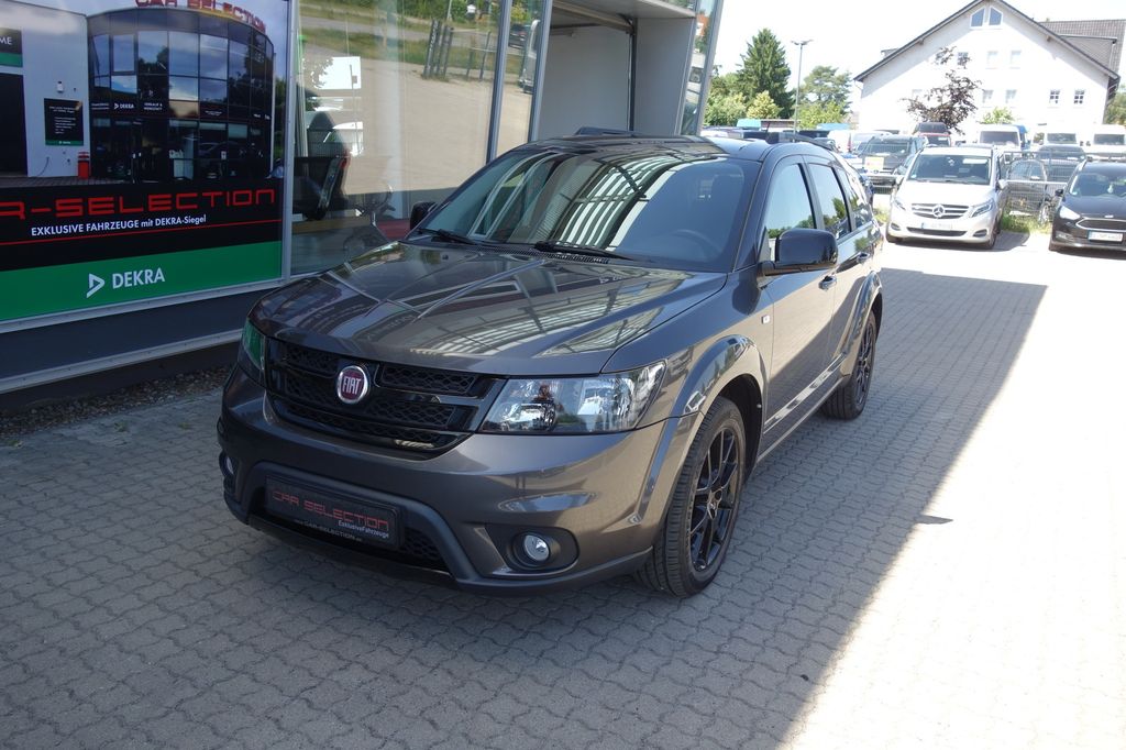 Bild des Angebotes Fiat Freemont 2,0 d Black Code 1.HD/7SITZER/LEDER/KAM
