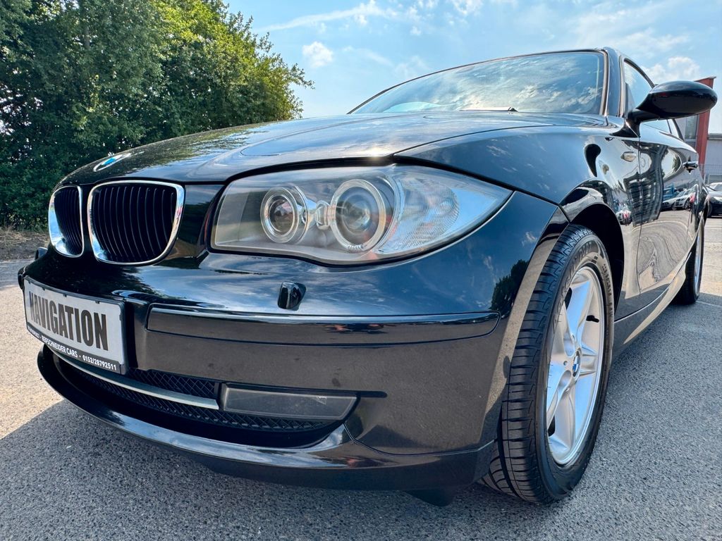 Bild des Angebotes BMW Limousine 118 i*Navi*Sitzheizung*Xenon*