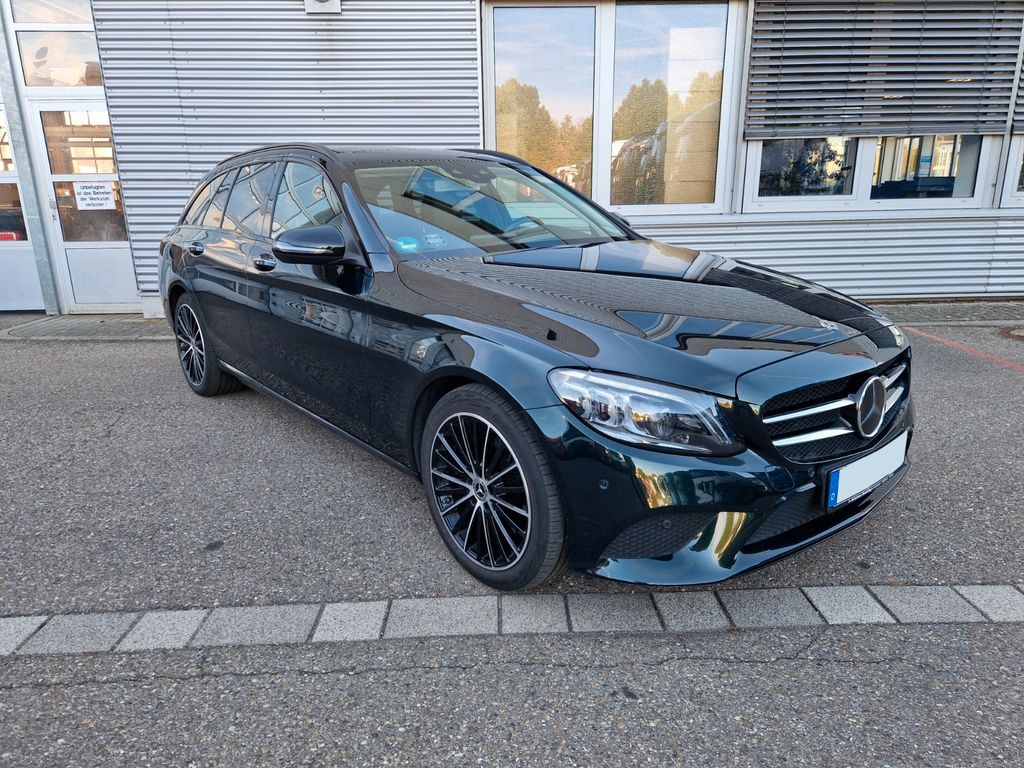 Bild des Angebotes Mercedes-Benz C 300 T Autom. Avantgarde