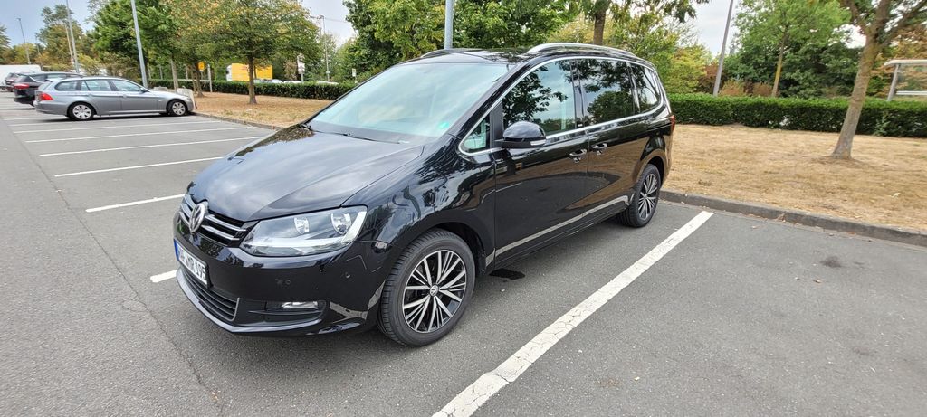 Bild des Angebotes Volkswagen Sharan 2.0 TDI DSG ALLSTAR AHK*ACC*ZAHN.NEU