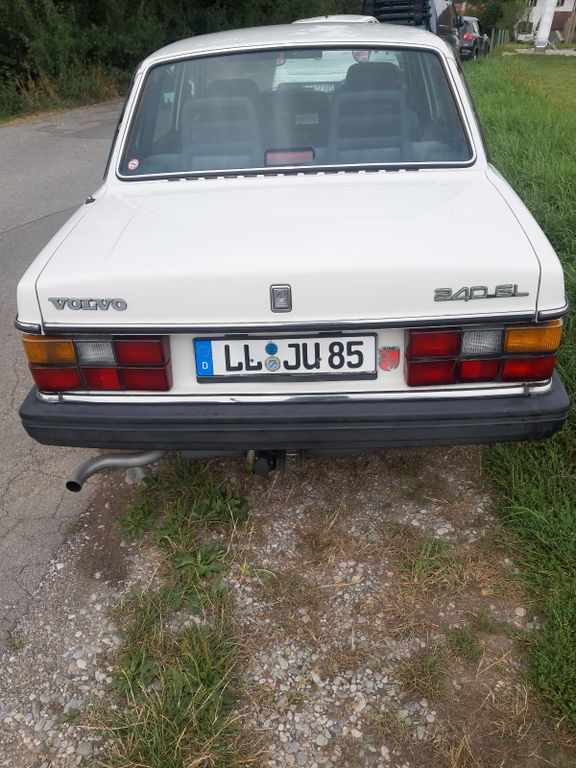 Volvo 240