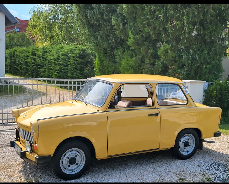 Bild des Angebotes Trabant Award-Winning Trabant 601 Special | Fully Restor