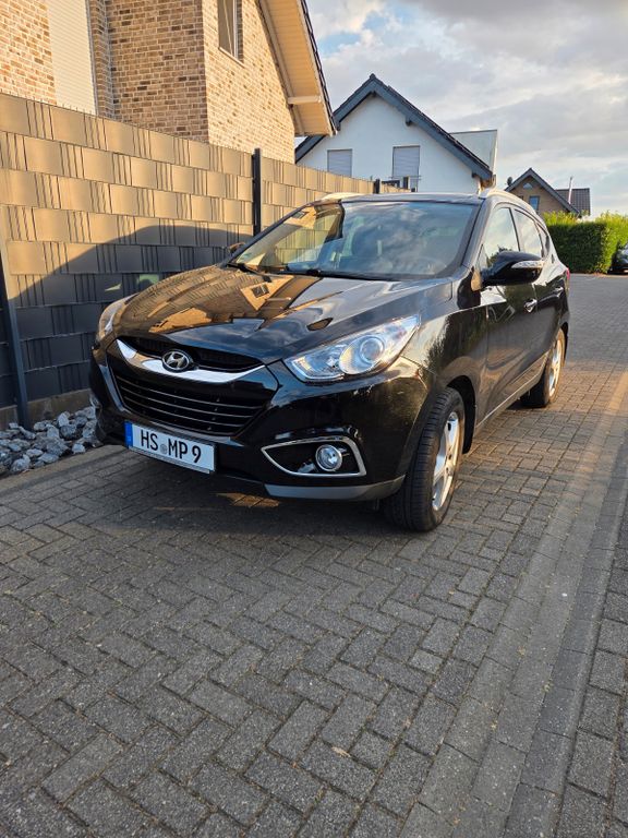 Bild des Angebotes Hyundai ix35 2.0 Premium 4WD Automatik Premium