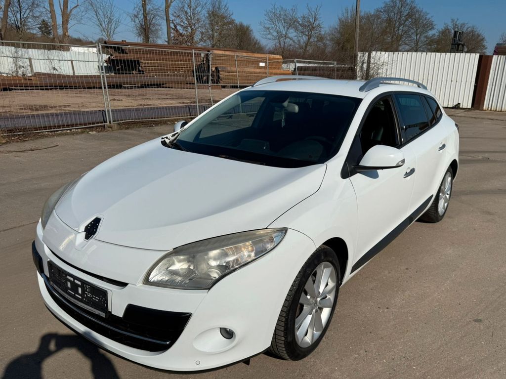 Renault Megane III Grandtour Luxe LEDER NAVI PDC 17" ALU