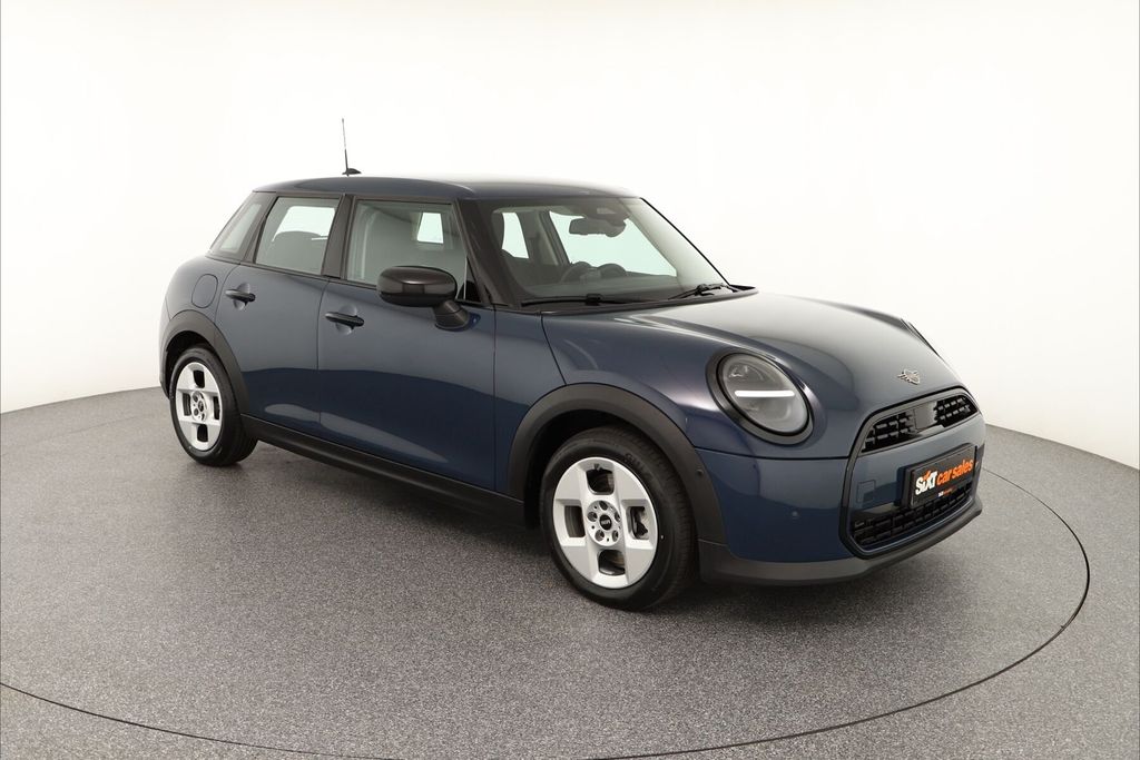 Bild des Angebotes MINI Cooper C Essential Trim NAV*ParkAs*SHZ*LED*PDC