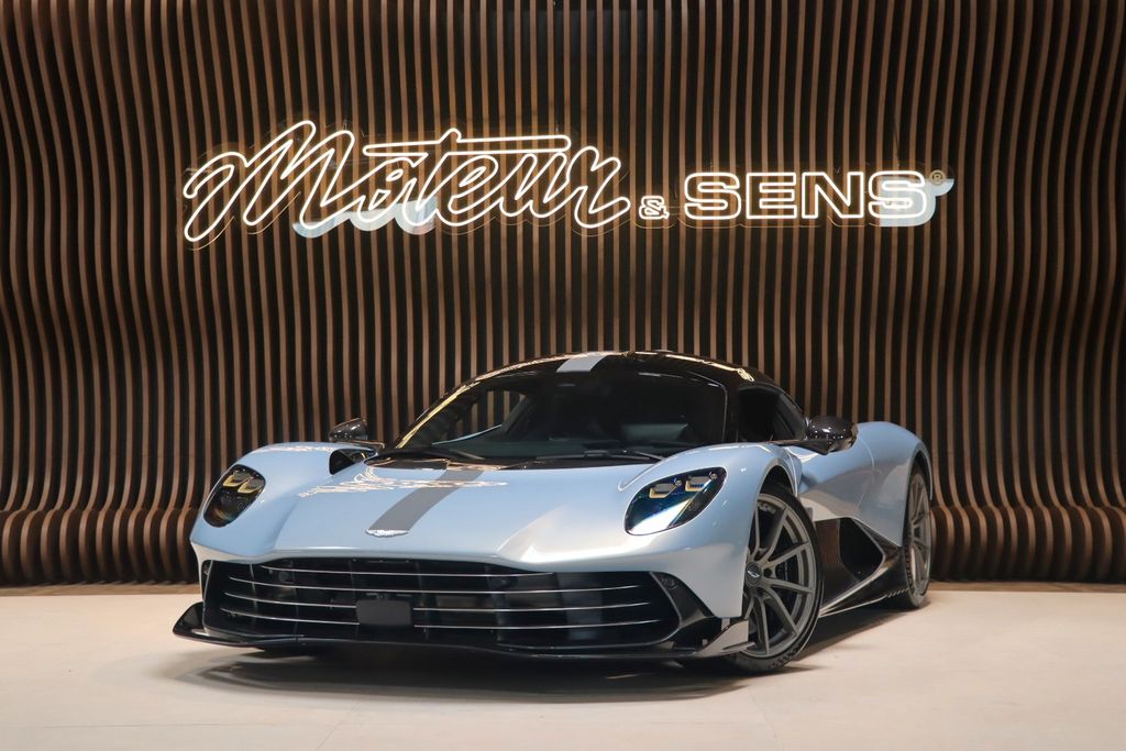 Bild des Angebotes Aston Martin Valhalla - Mako Blue - kilométrage de livraison