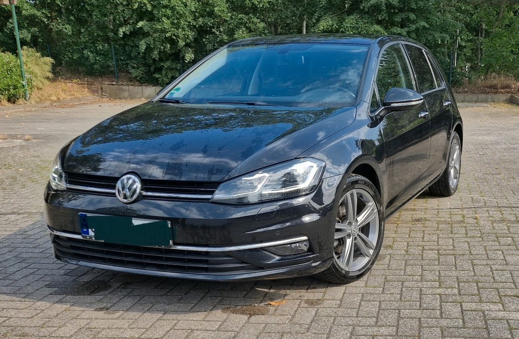 Bild des Angebotes Volkswagen Golf 1.6 TDI Join Join