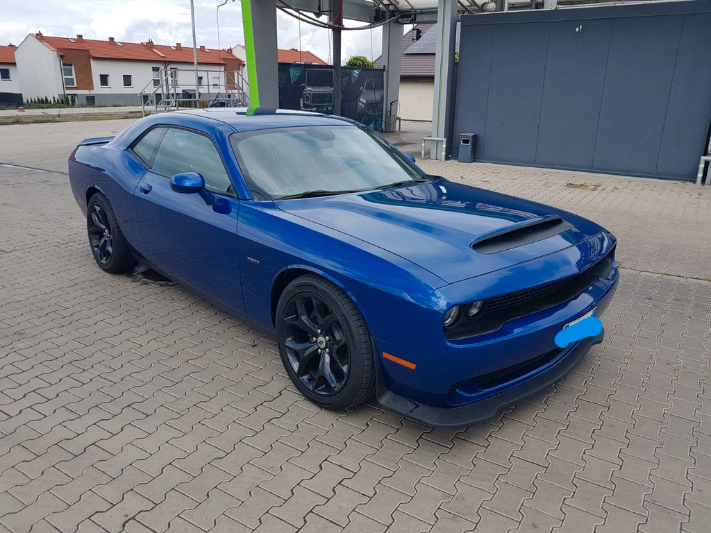 Bild des Angebotes Dodge Challenger LPG brc  steht in POLEN  5.7 v8