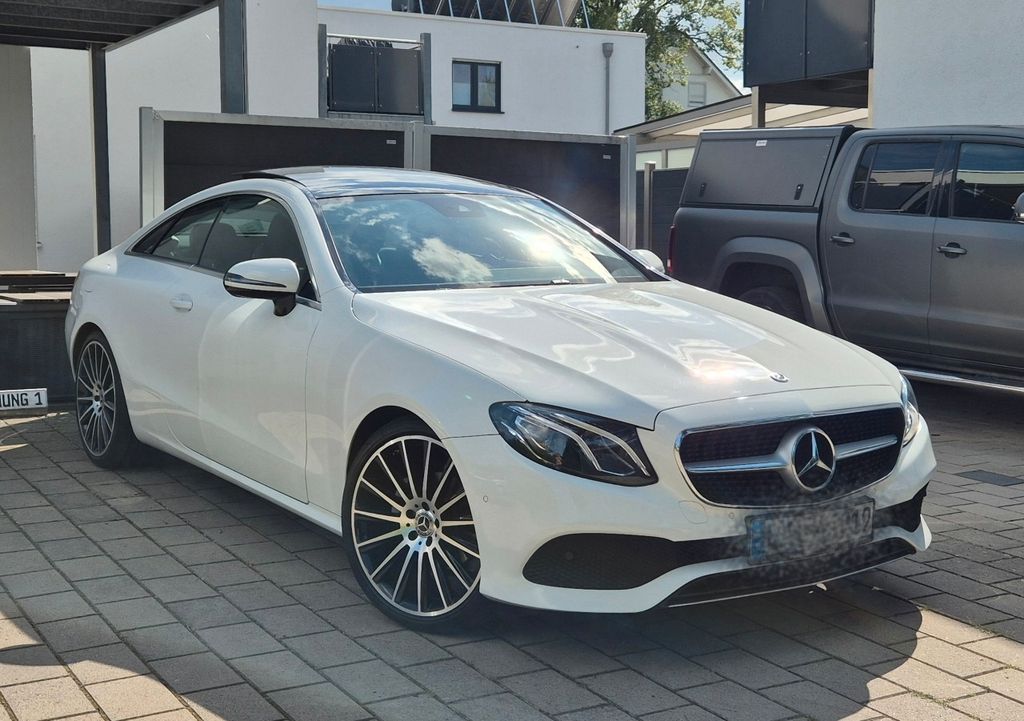 Bild des Angebotes Mercedes-Benz E Klasse 200 Coupé Avantgarde Widescreen Pano
