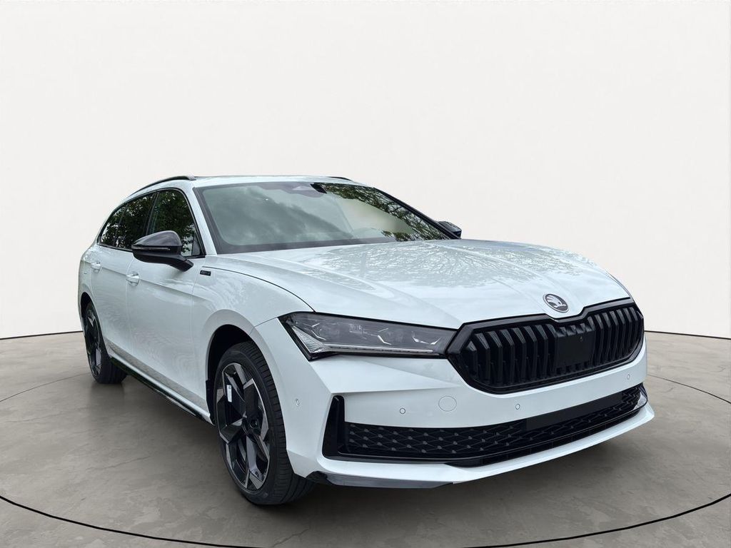 Bild des Angebotes Skoda Superb Combi Sportline 1,5 TSI iV 150 kW 6-Gang-