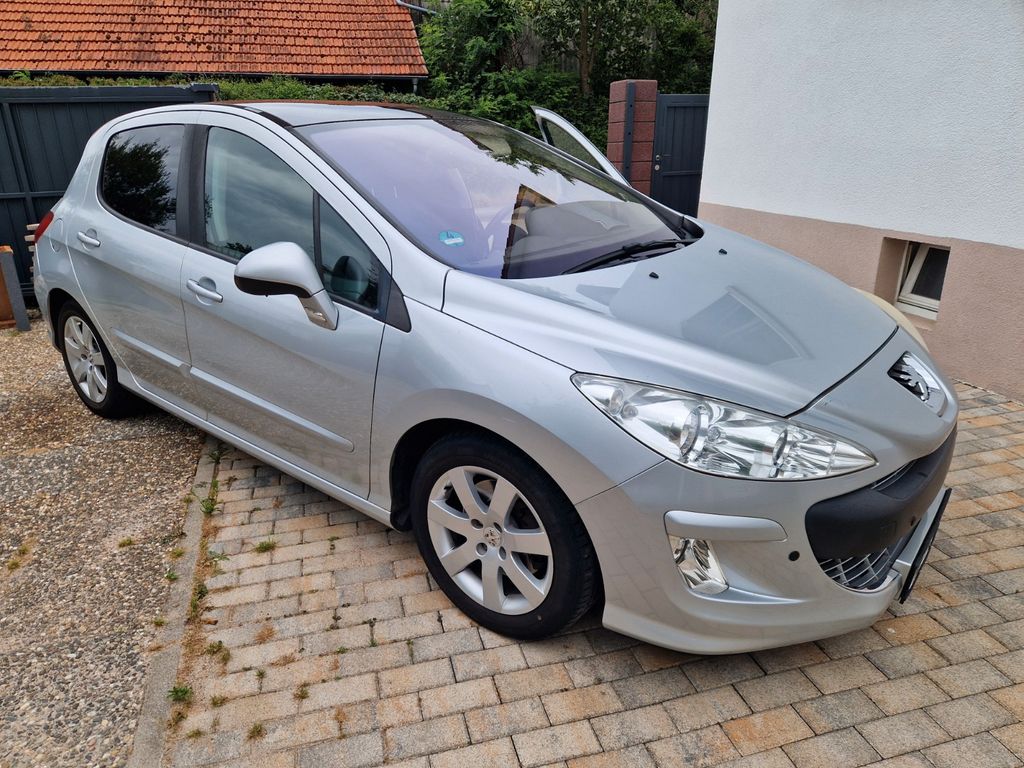 Bild des Angebotes Peugeot 308 Platinum 155 THP Automatik Platinum