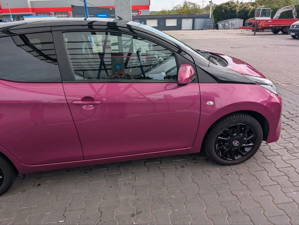 Bild des Angebotes Toyota Aygo 1.0 x-cite | 2.Hand | Scheckheft | TÜV NEU