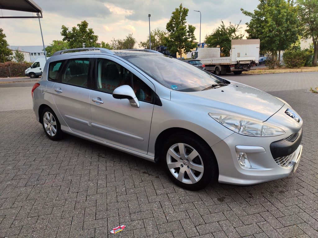 Bild des Angebotes Peugeot 308 SW 1.6.  16V  Benzin Kombi TÜV 11.2026