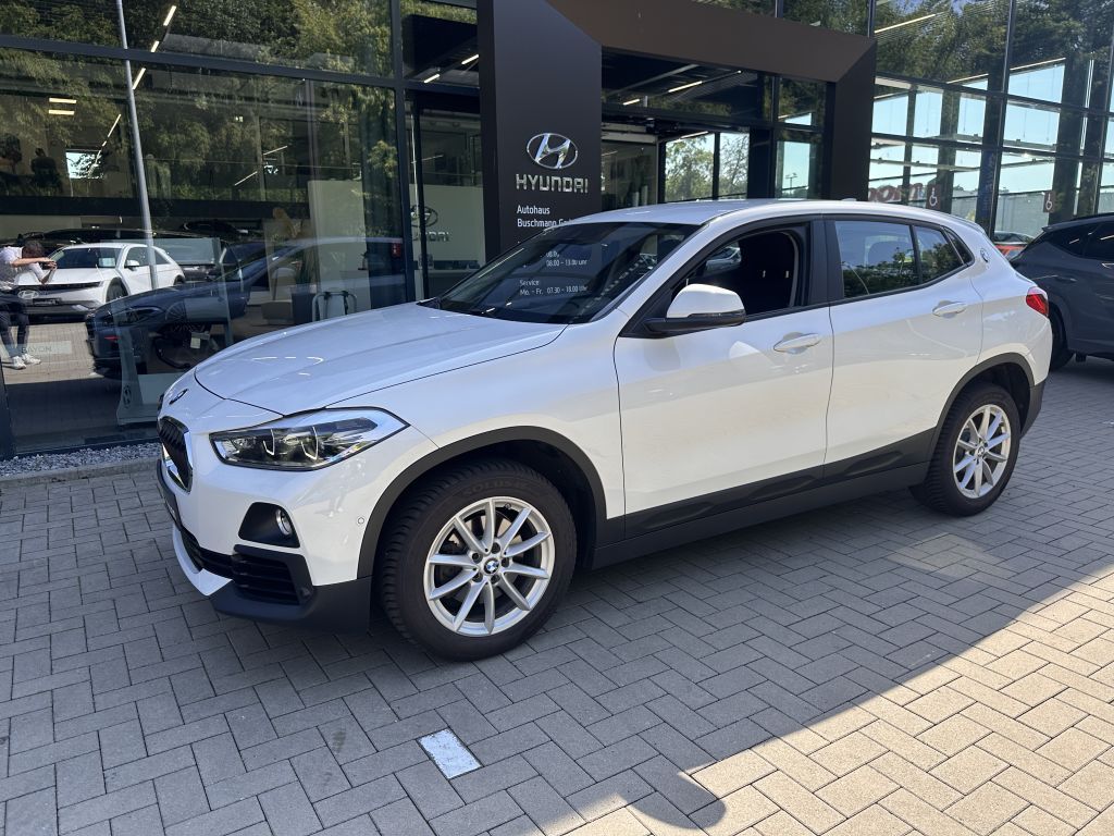 Bild des Angebotes BMW X2 sDrive18i Automatik +Rückfahrkamera+NAVI+