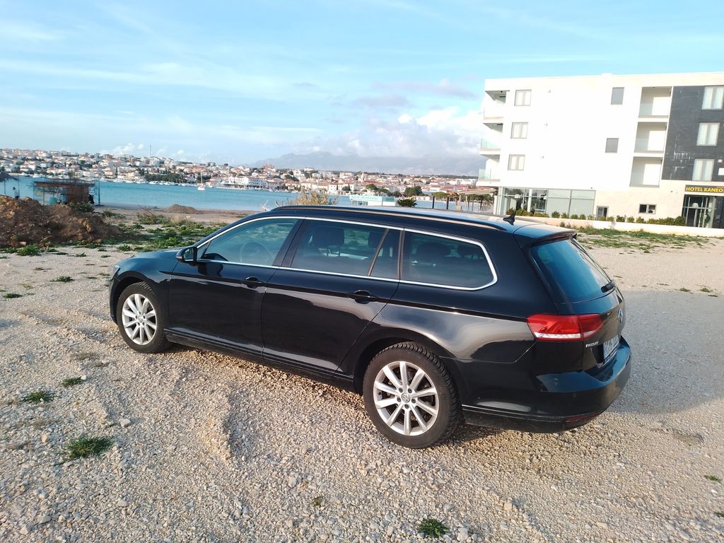 Bild des Angebotes Volkswagen Passat Variant 2.0 TDI BMT Comfortline Varia...