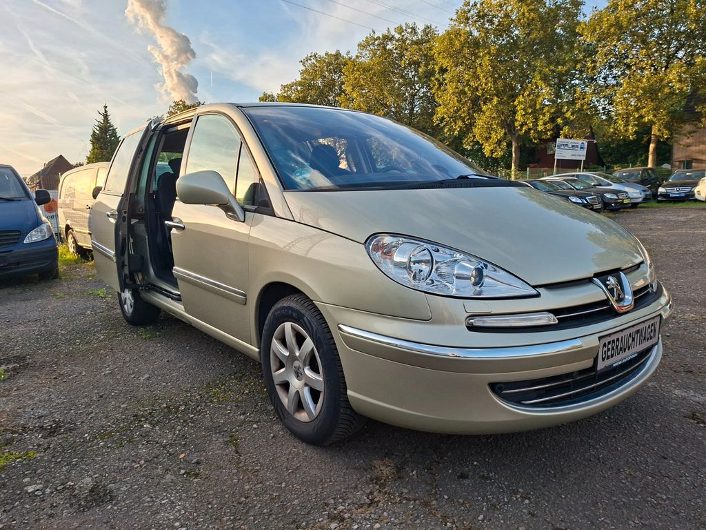 Peugeot 807 Allure HDi FAP 135