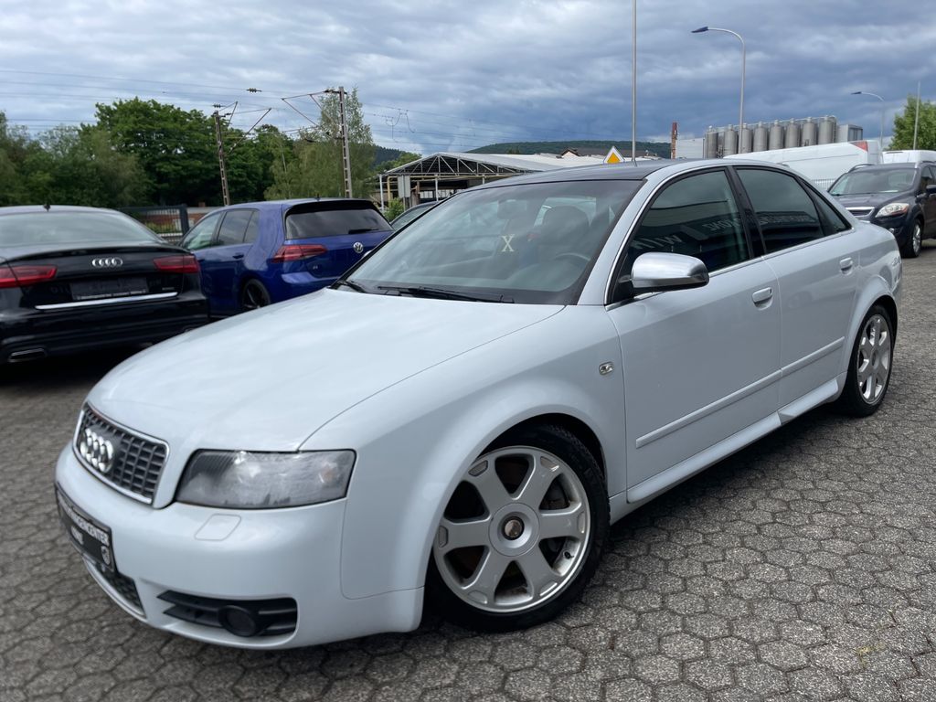 Bild des Angebotes Audi S4 4.2 quattro RECARO/XENON/BOSE/MEMORY
