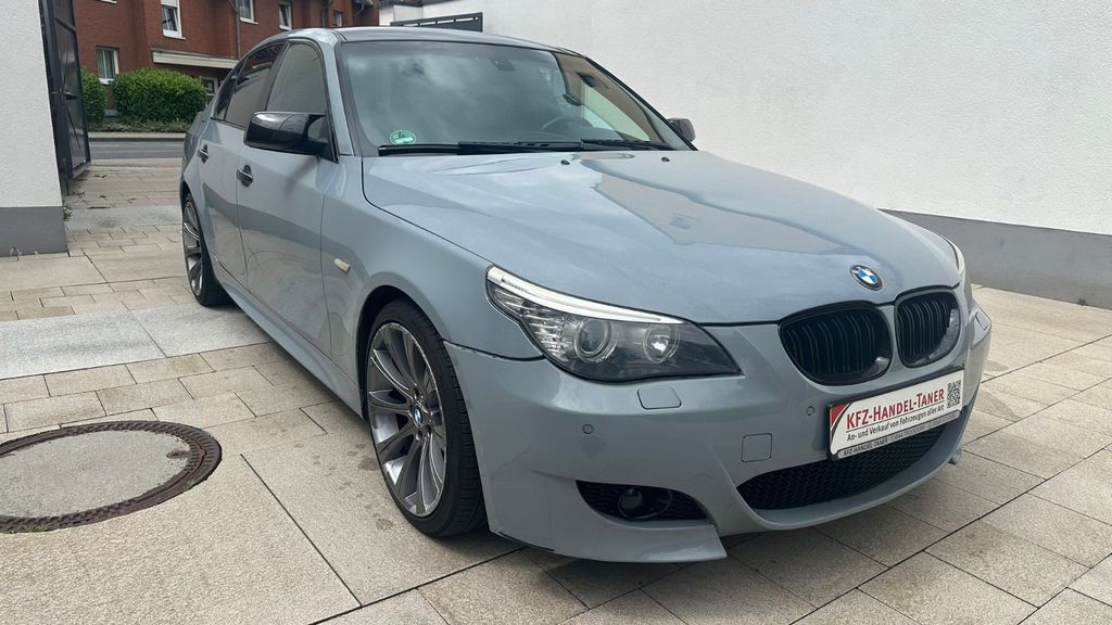 Bild des Angebotes BMW 530/M-Paket/Sternenhimmel/Spotauspuff/Digitacho