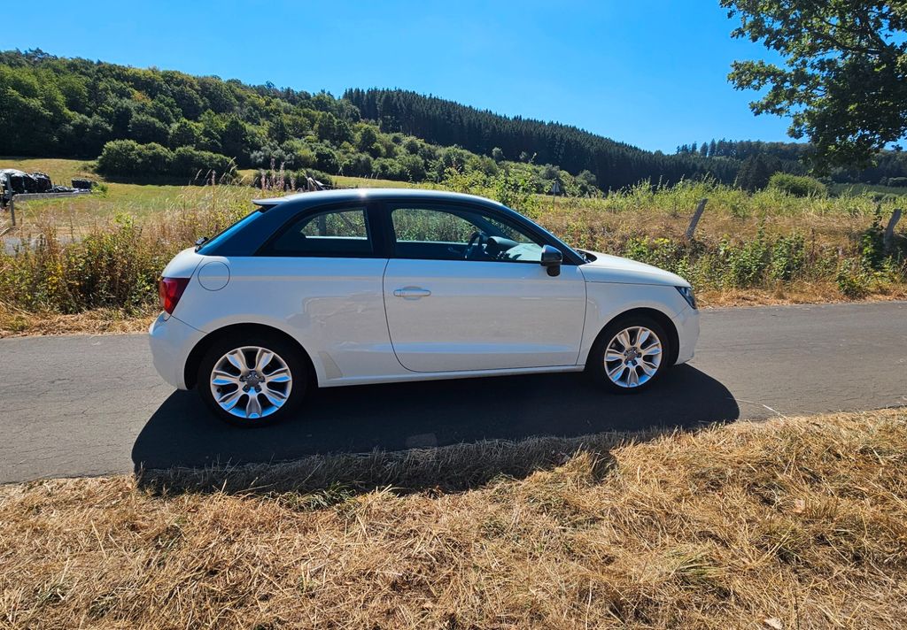 Bild des Angebotes Audi A1 1.4 TFSI *2.Hd *Sportsitze *Garage *TÜV 08/27