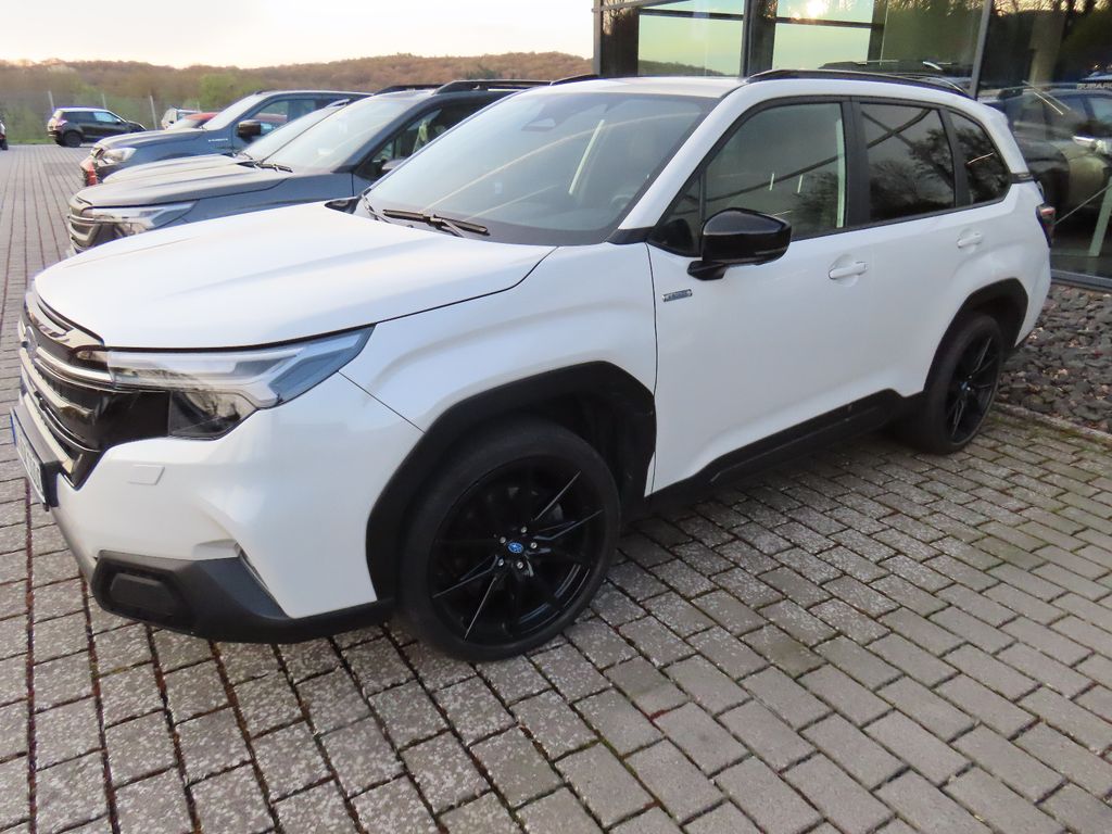Bild des Angebotes Subaru Forester 2.0 ie AWD Platinum Black & White AHK