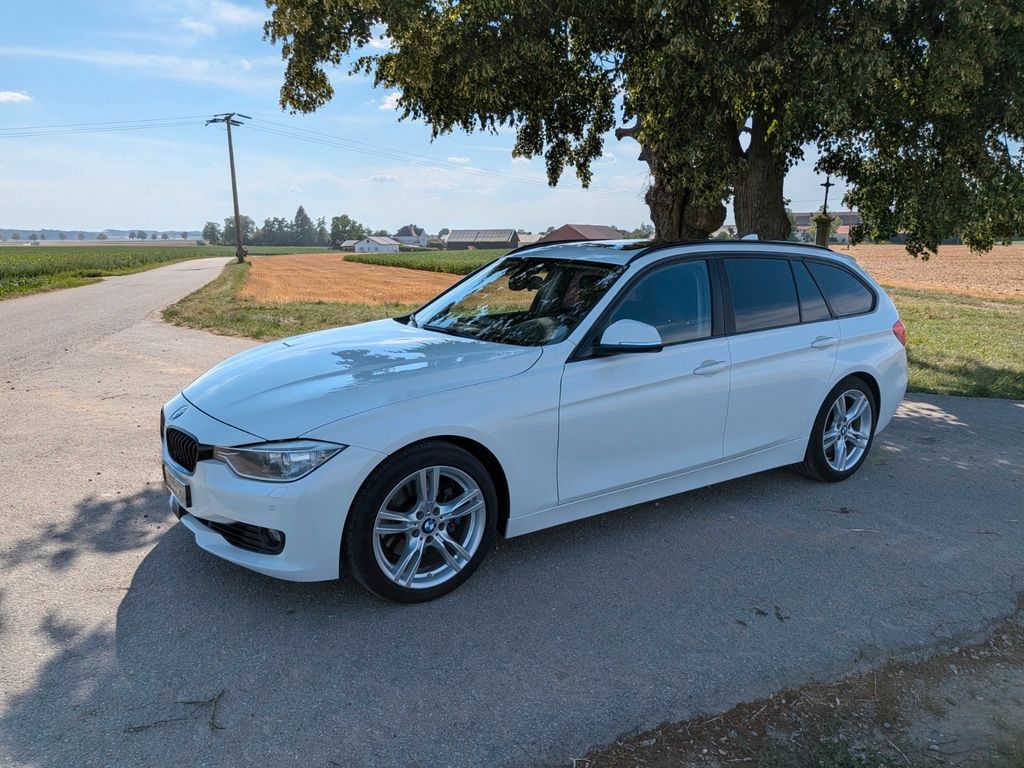Bild des Angebotes BMW 330d Touring - AHK, HUD, Alcantara