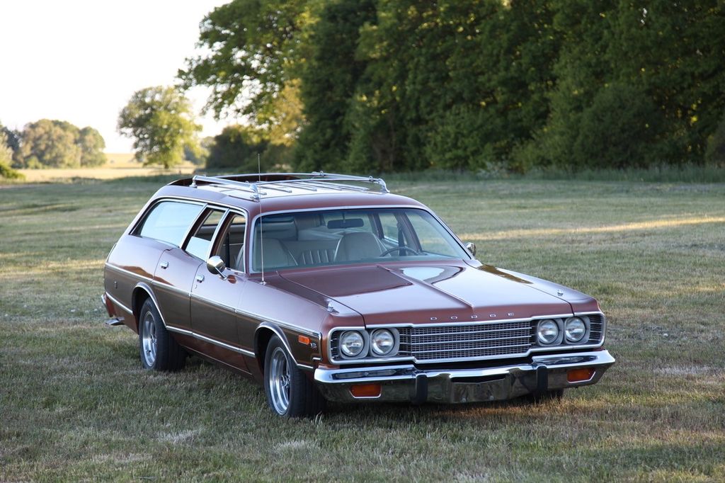 Bild des Angebotes Dodge Coronet Station Wagon - Crestwood - 1974 - 5,2l