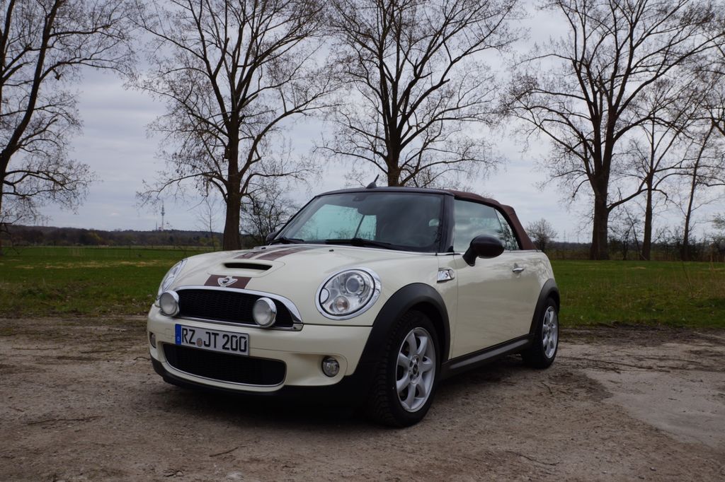 Bild des Angebotes MINI Cooper S Cabrio *Akrapovic* *Harman Kardon*