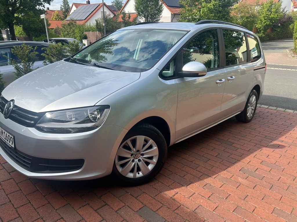 Bild des Angebotes Volkswagen Sharan 2.0 TDI SCR Trendline Trendline
