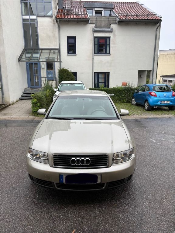 Bild des Angebotes Audi A4 1.6 -