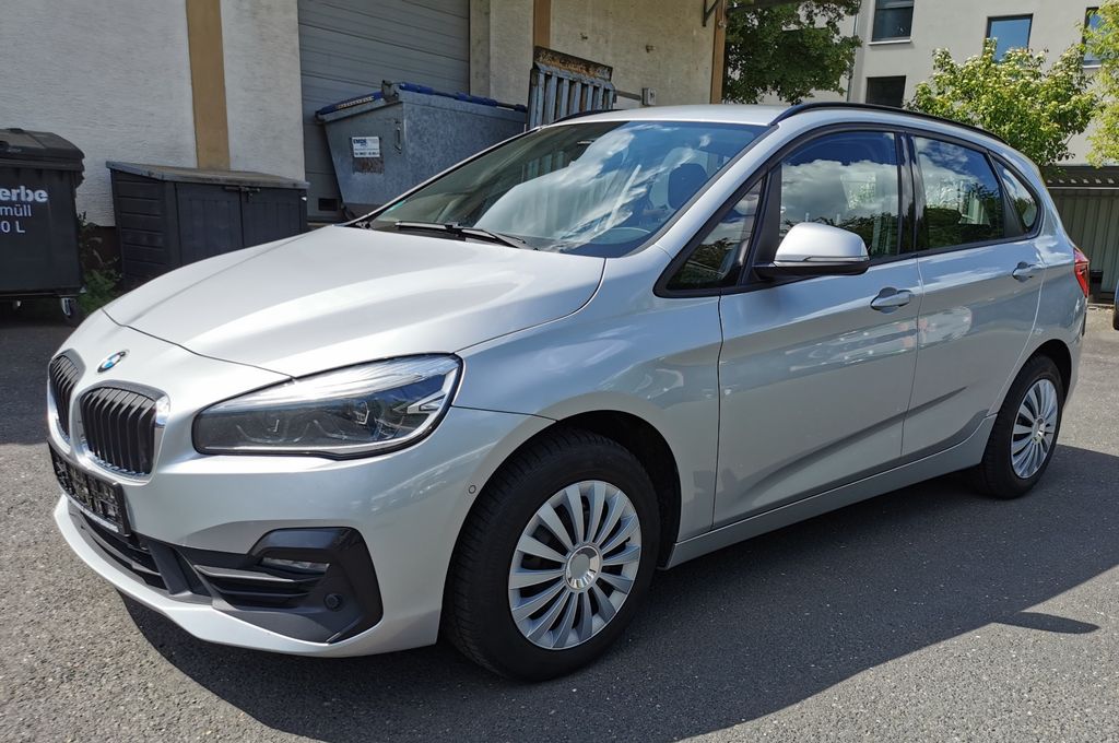 Bild des Angebotes BMW 218d Active Tourer Advantage LED SHZ PDC Navi ZV