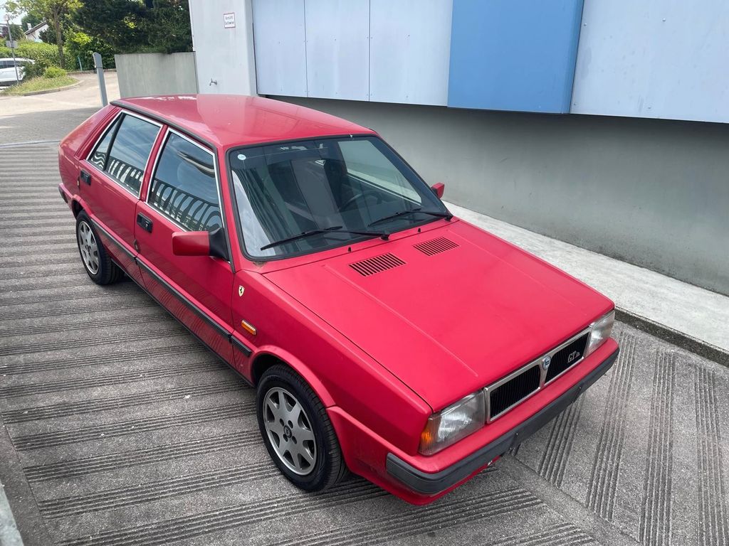 Lancia Delta 1.6 GT I. E.