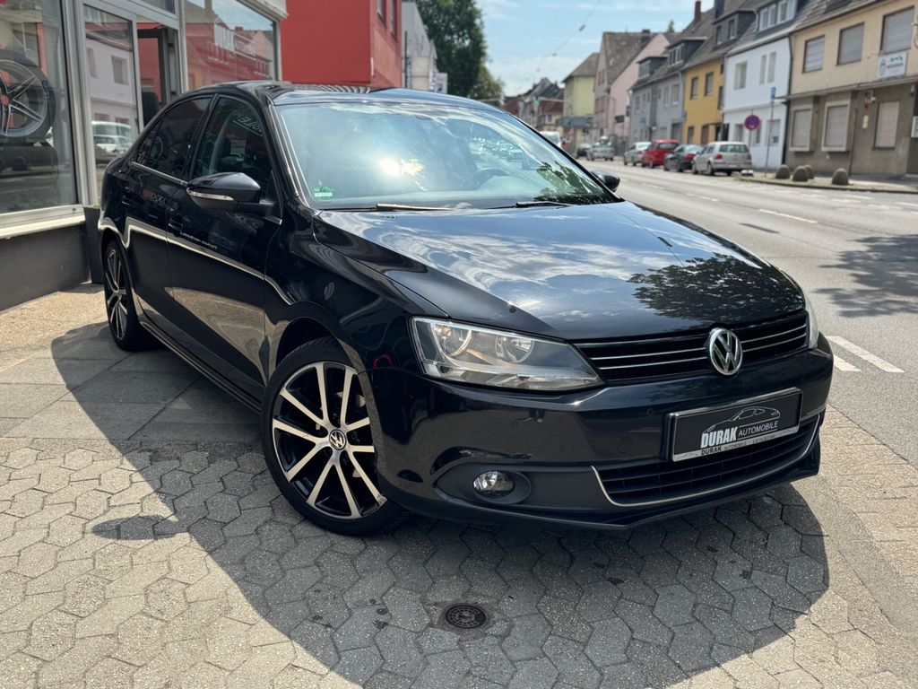 Bild des Angebotes Volkswagen Jetta VI Comfortline BMT/ 1.HAND/