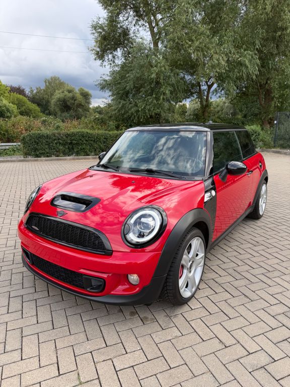 Bild des Angebotes MINI John Cooper Works R56 211PS N14