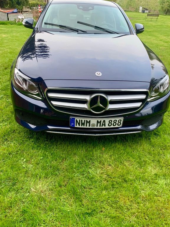Bild des Angebotes Mercedes-Benz E400