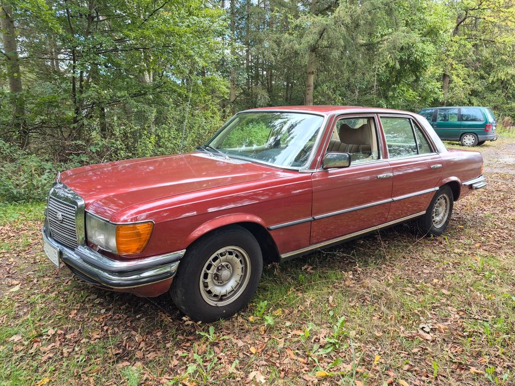 Mercedes-Benz 280 SE