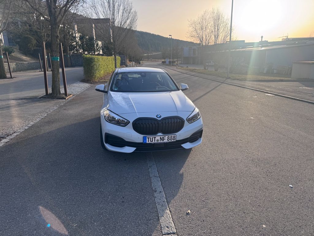 Bild des Angebotes BMW 118i -