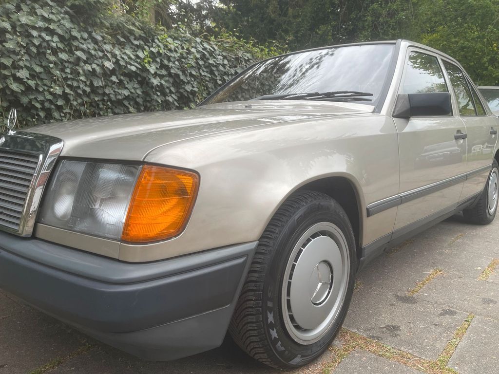 Bild des Angebotes Mercedes-Benz 200 D